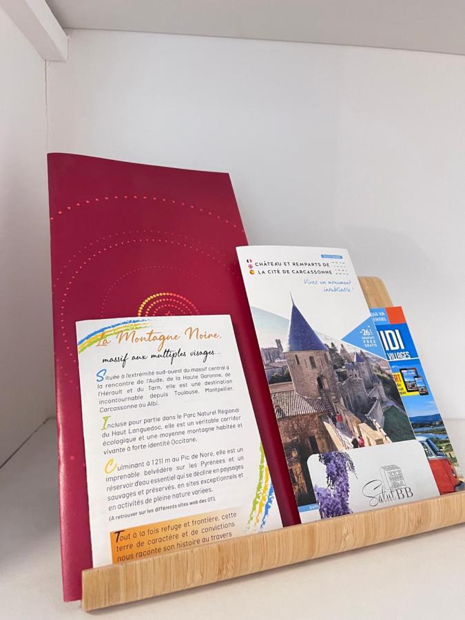 Salut Le Petit Gite Carcassonne Bagian luar foto